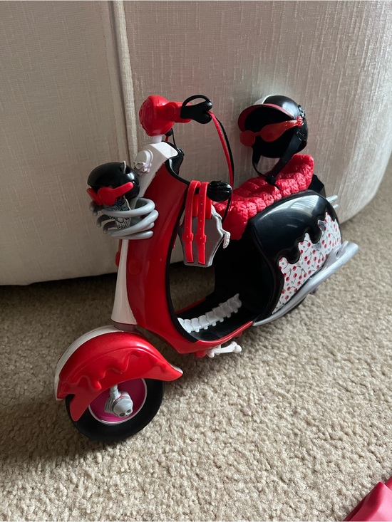 monster high Other - Monster High Ghoulia Yelps Scooter